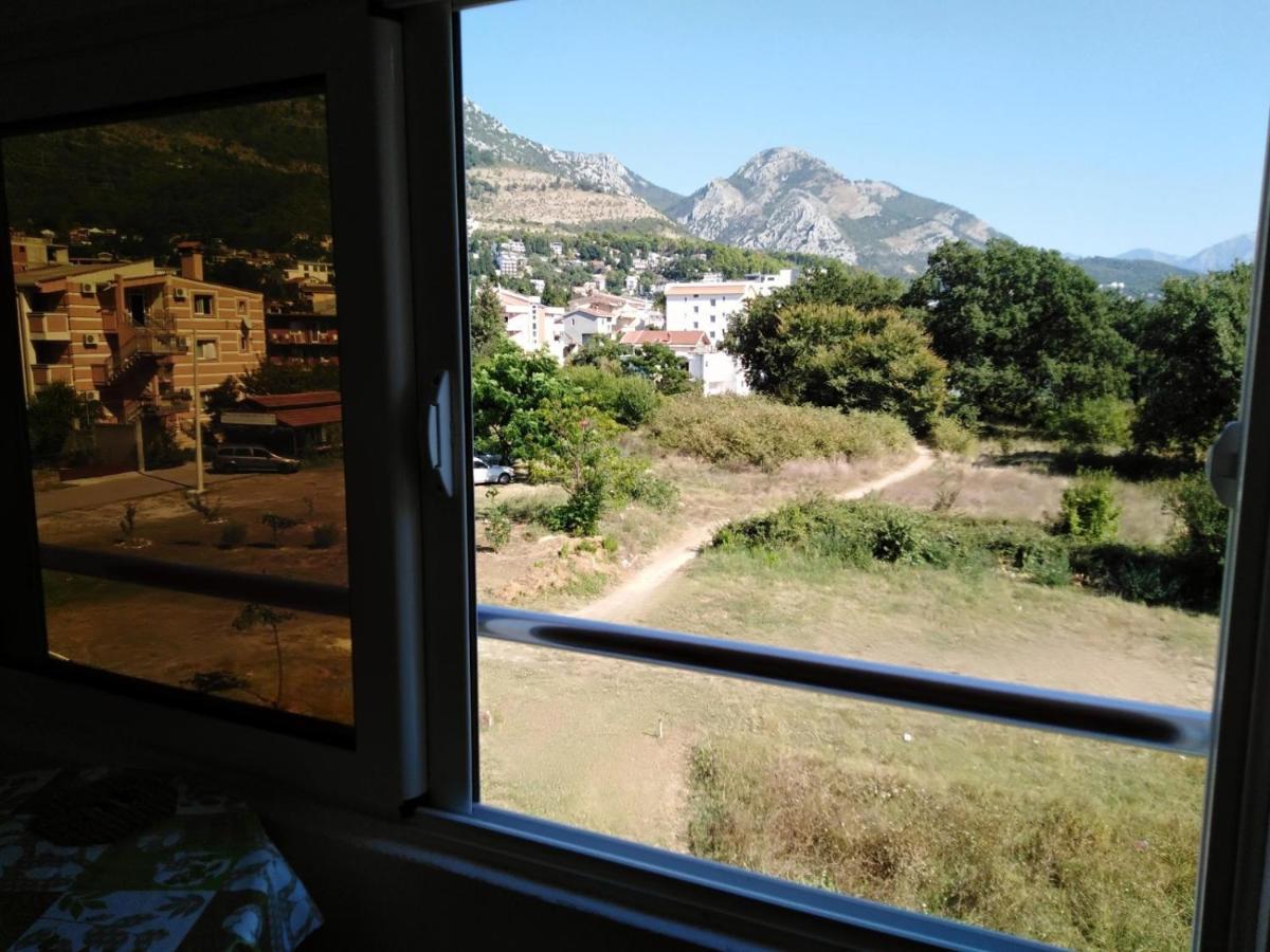 Dom Za Odmor J&S Apartment Sutomore Bagian luar foto